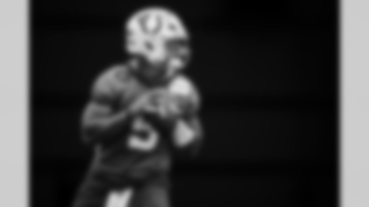 QB Anthony Richardson #5
