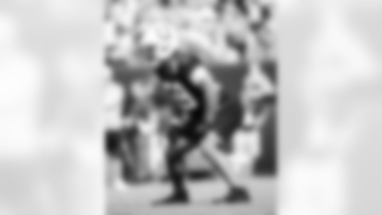 LB Cameron McGrone #59