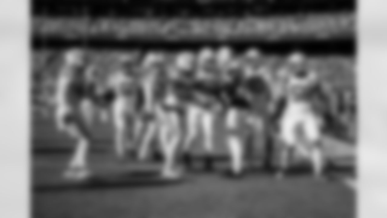 LB Zaire Franklin #44, LB Segun Olubi #50, S Rodney Thomas II #25, CB Chris Lammons #38, DE Laiatu Latu #97, CB Jaylon Jones #40 and LB Austin Ajiake #58