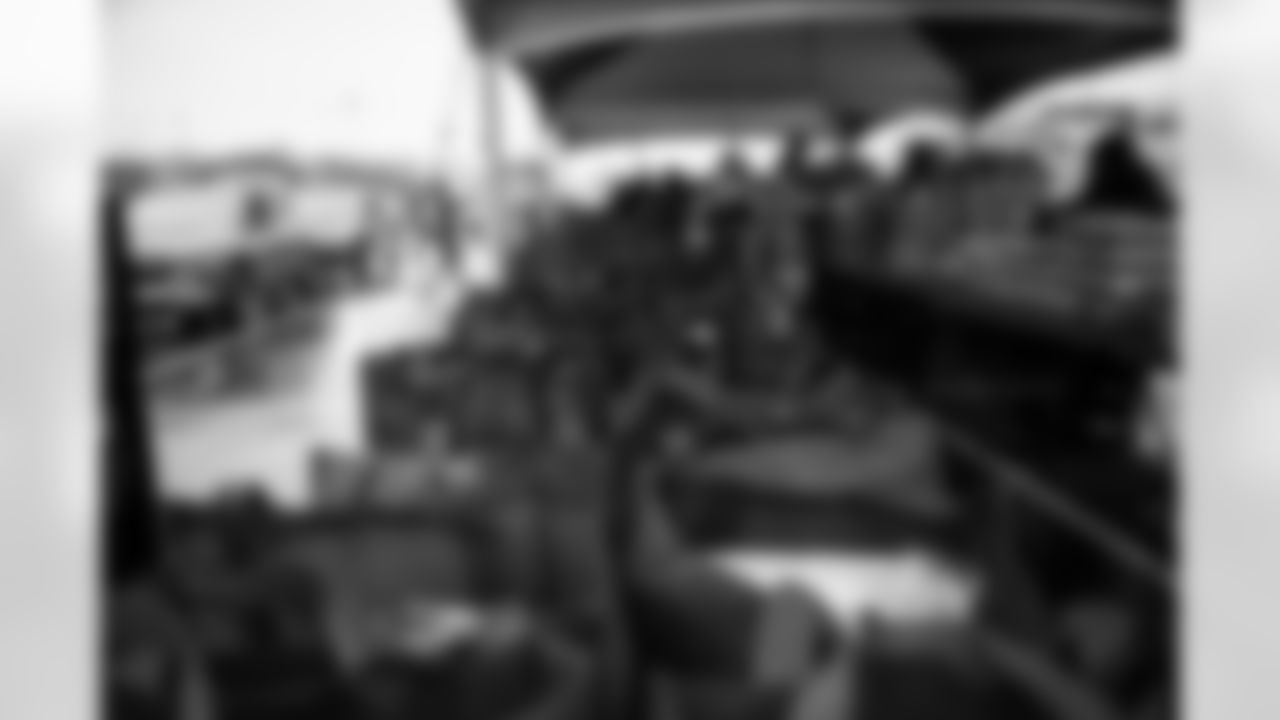 2025_1125_Horseshoe_Helpings_88478