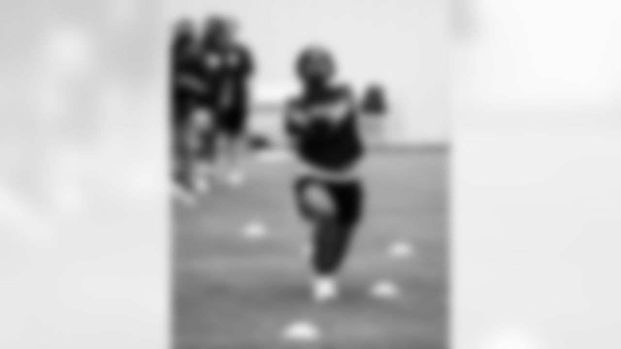 2025_0517_GIRLS_FLAG_CLINIC_0572
