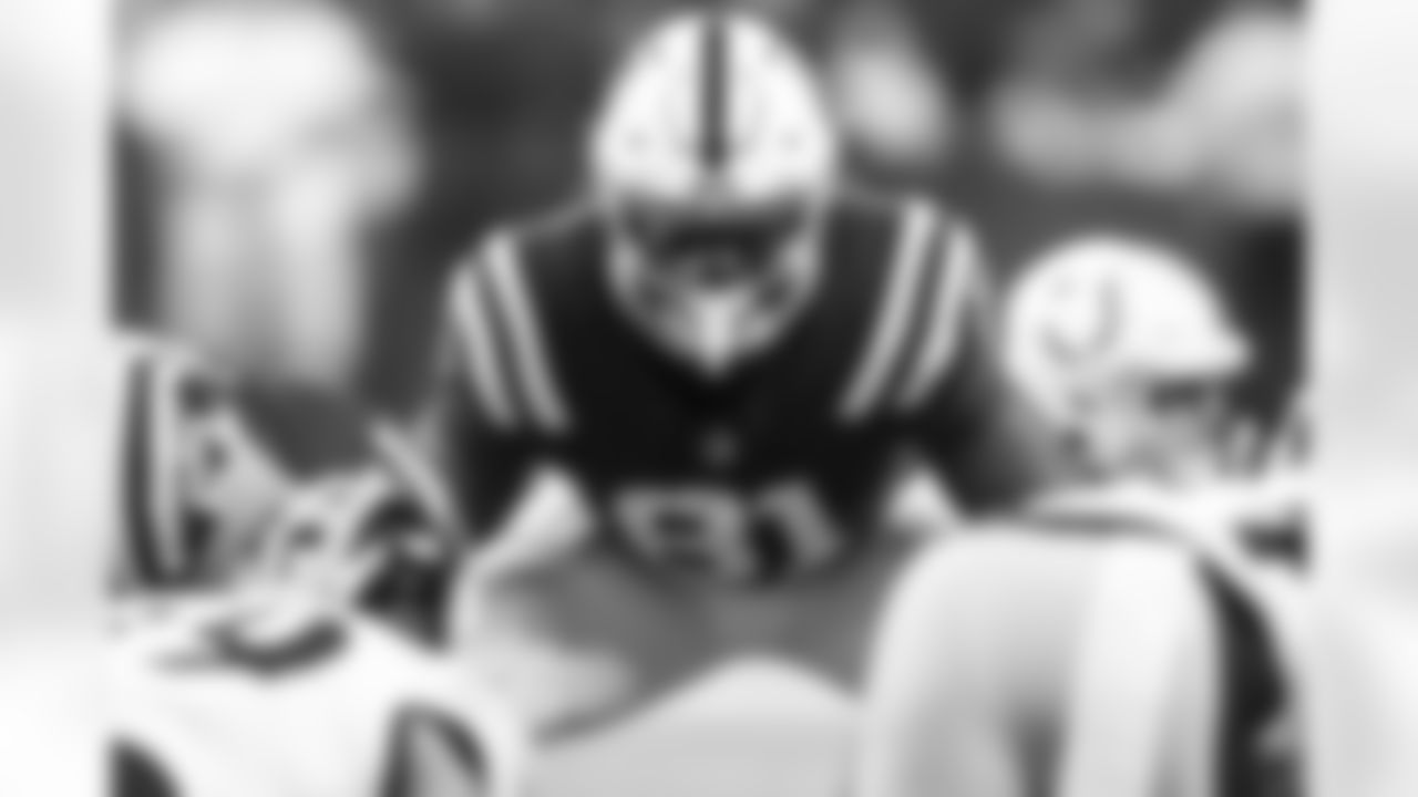 TE Mo Alie-Cox #81