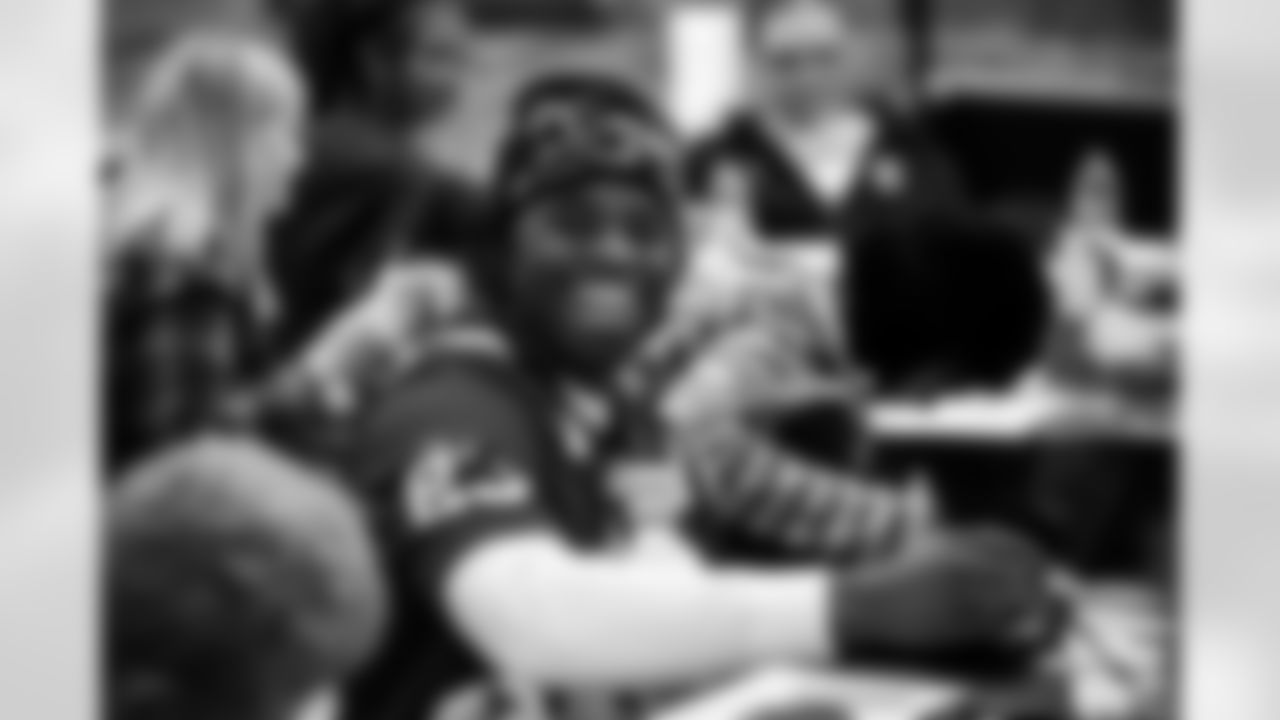 CB Kenny Moore II #23