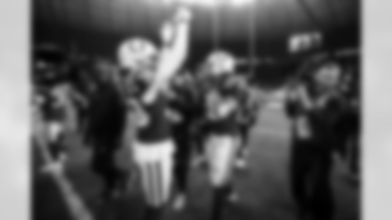 CB Chris Lammons #38 and RB Jonathan Taylor #28