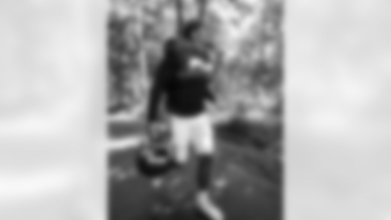 RB Jonathan Taylor #28