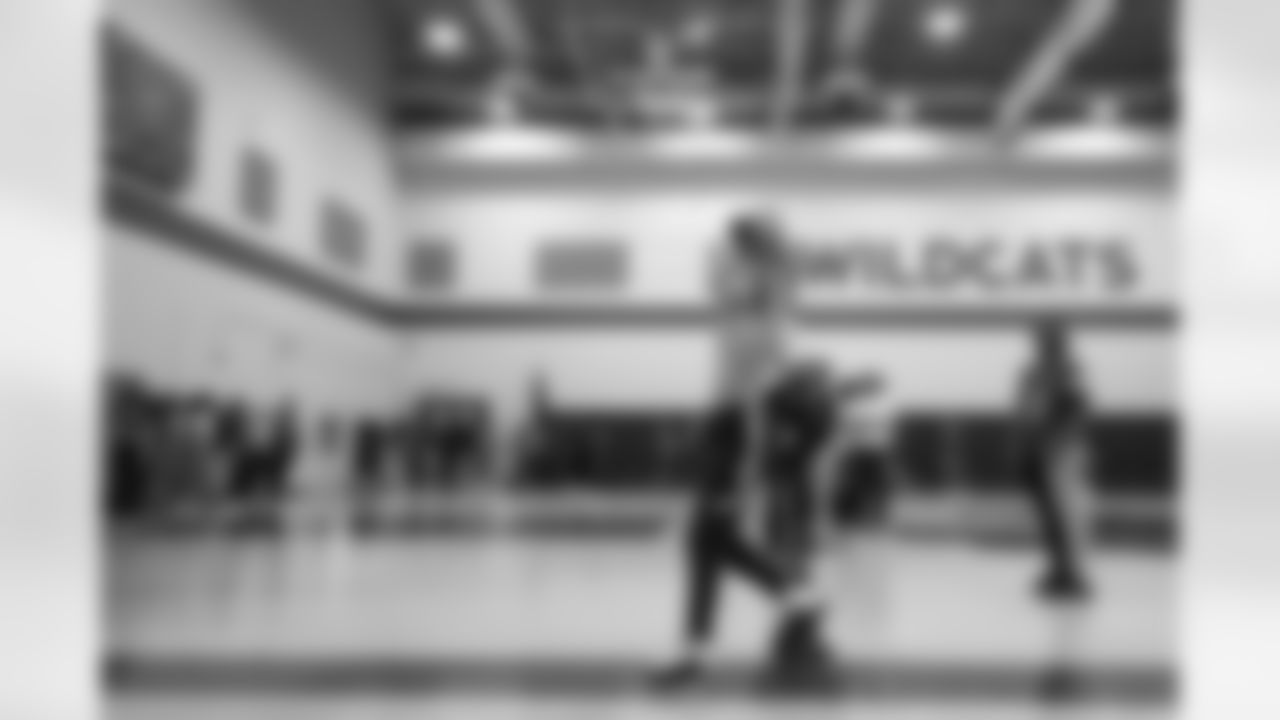 A student participates in a drill during a GENYOUth clinic on Tuesday, Feb. 24, 2026, at Fall Creek Valley Middle School in Indianapolis. (Jerod Ringwald/AP Content Services for the NFL)