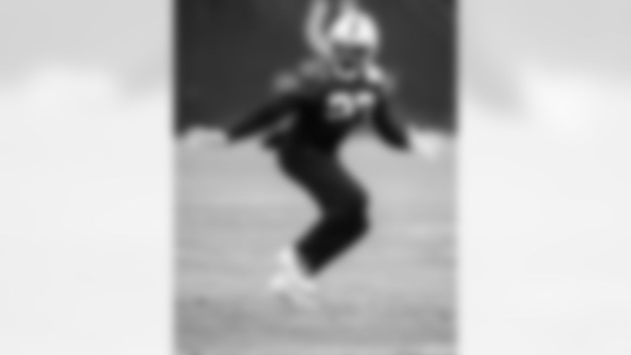 CB Kenny Moore II #23