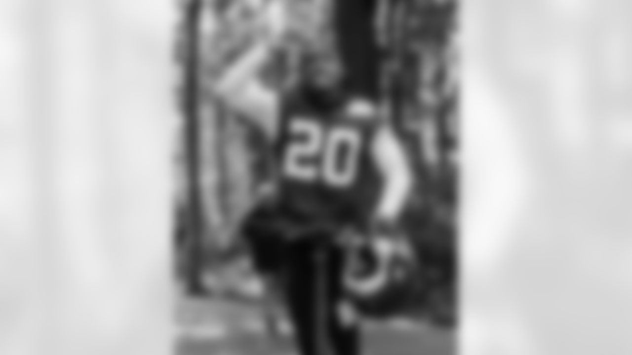 S Nick Cross #20