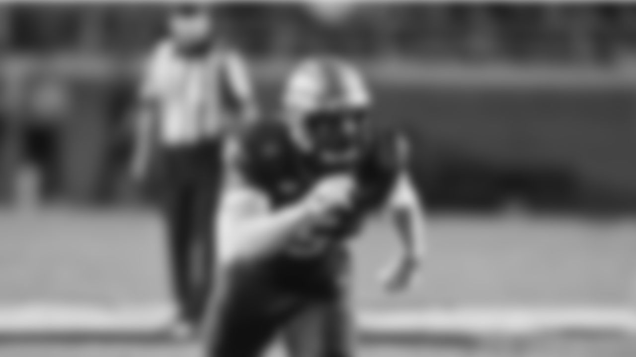 Fl]orida State defensive end Jared Verse (5) in the first quarter of an NCAA college football game against Southern Mississippi Saturday, Sept. 9, 2023, in Tallahassee, Fla. FSU won 66-13. (AP Photo/Phil Sears)