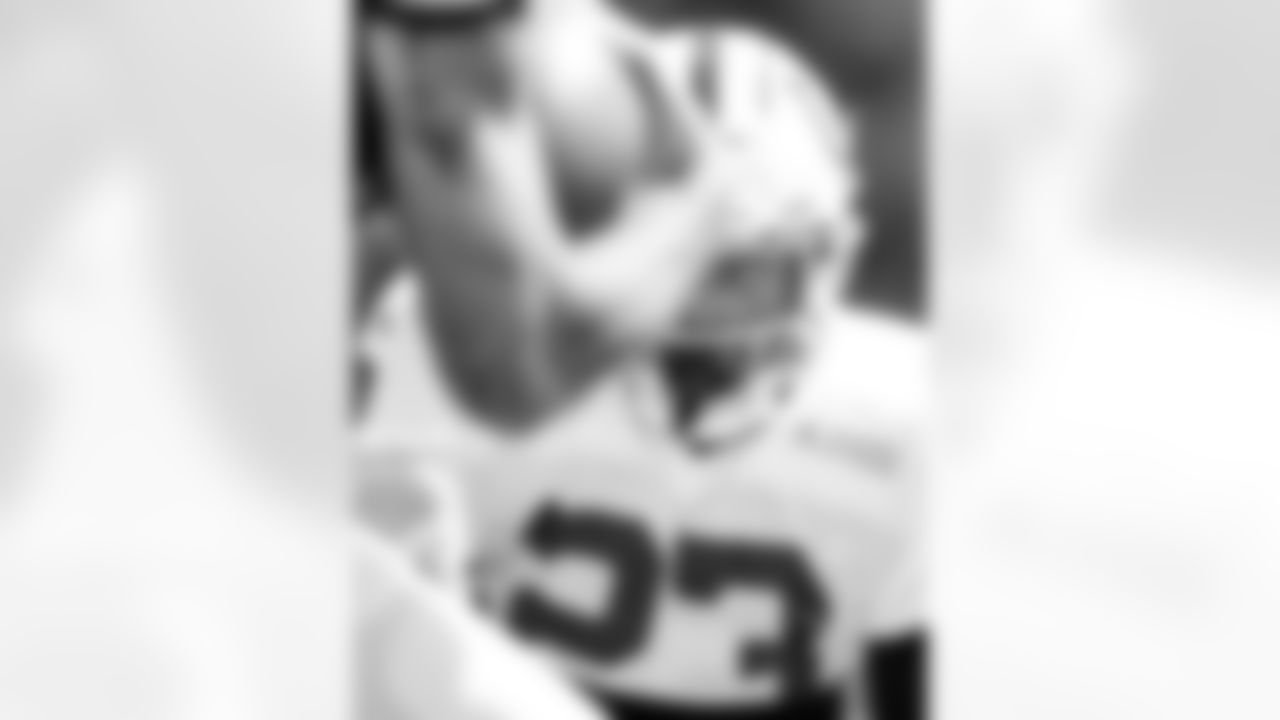 CB Kenny Moore II #23