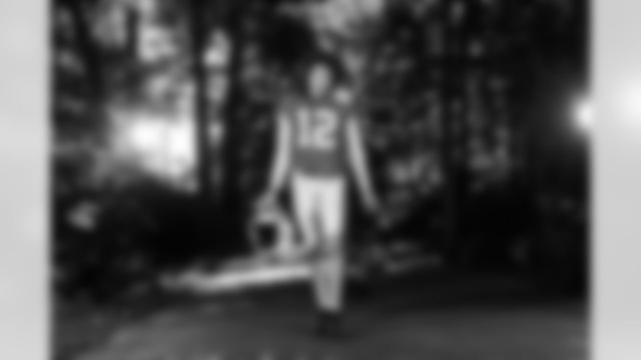 QB/WR Jason Bean #12