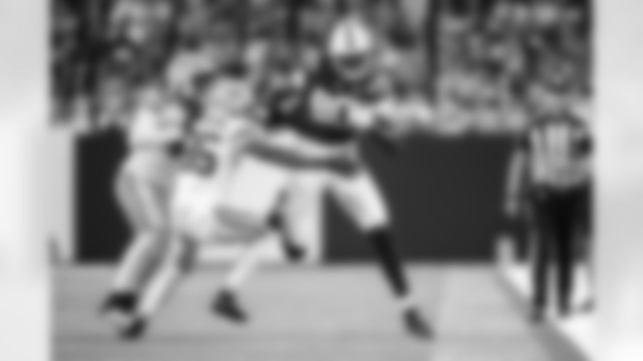 TE Jelani Woods #80