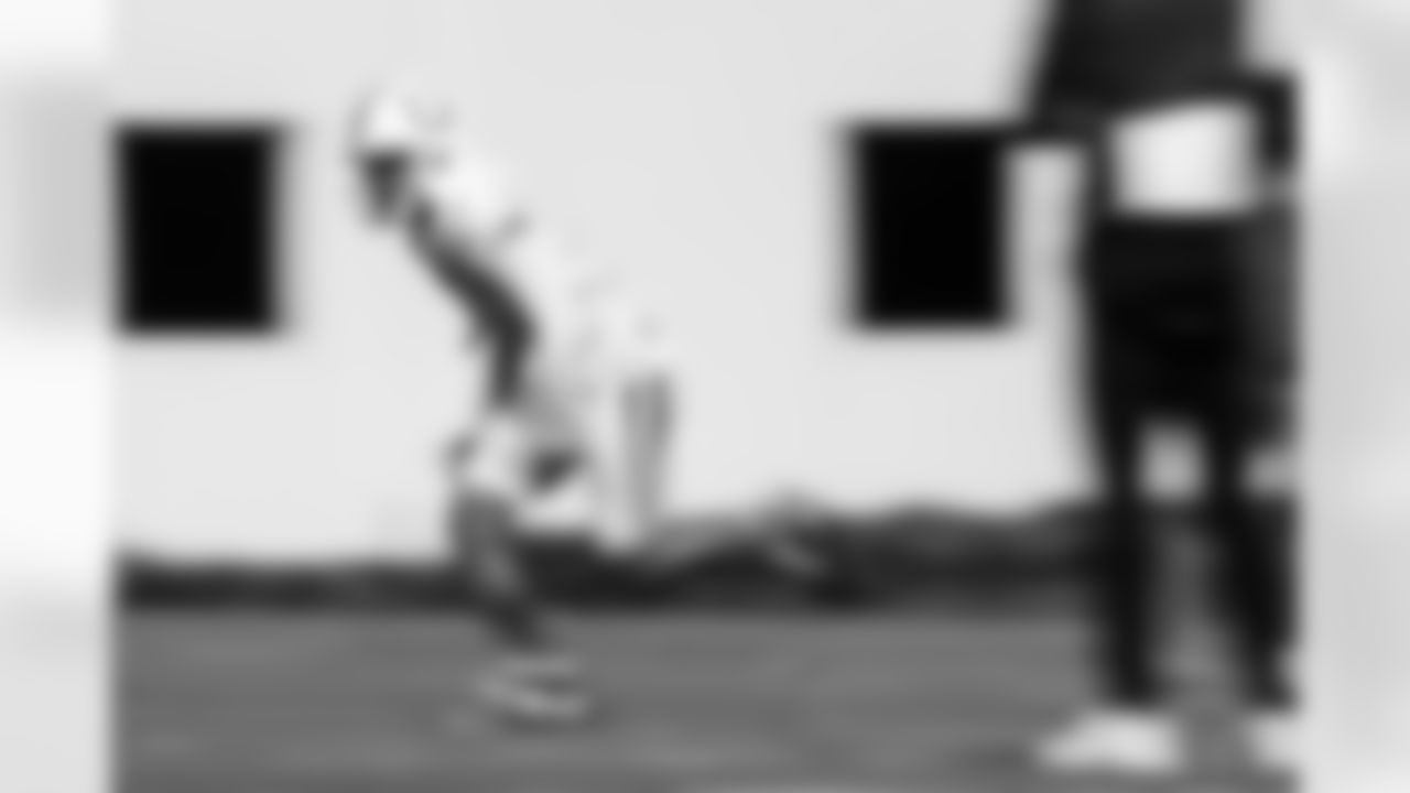 WR Anthony Gould #6