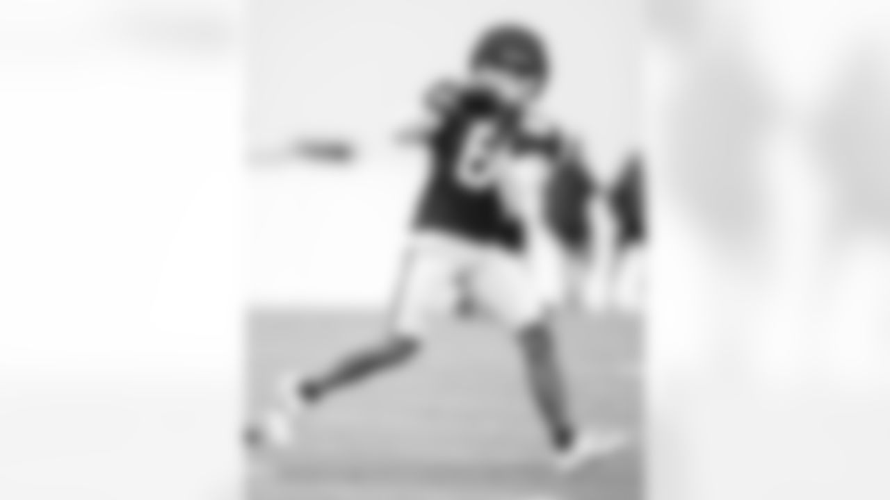 WR Anthony Gould #6
