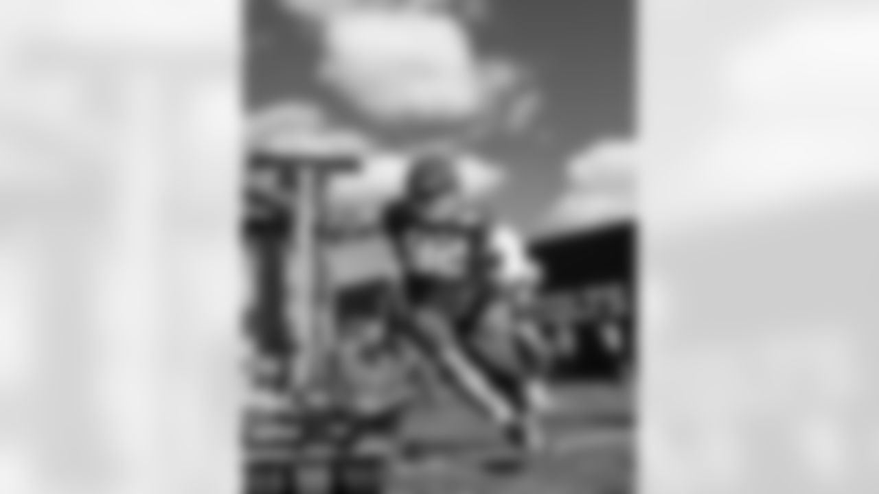 DT Neville Gallimore #92