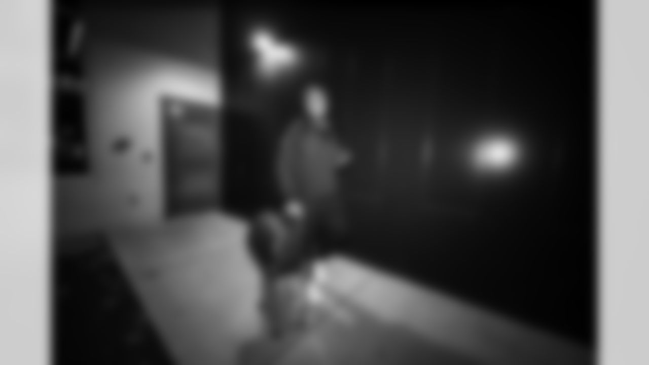 LB Buddy Johnson #59