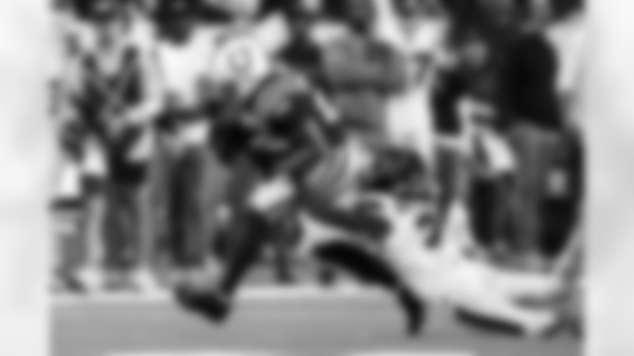 RB Jonathan Taylor #28