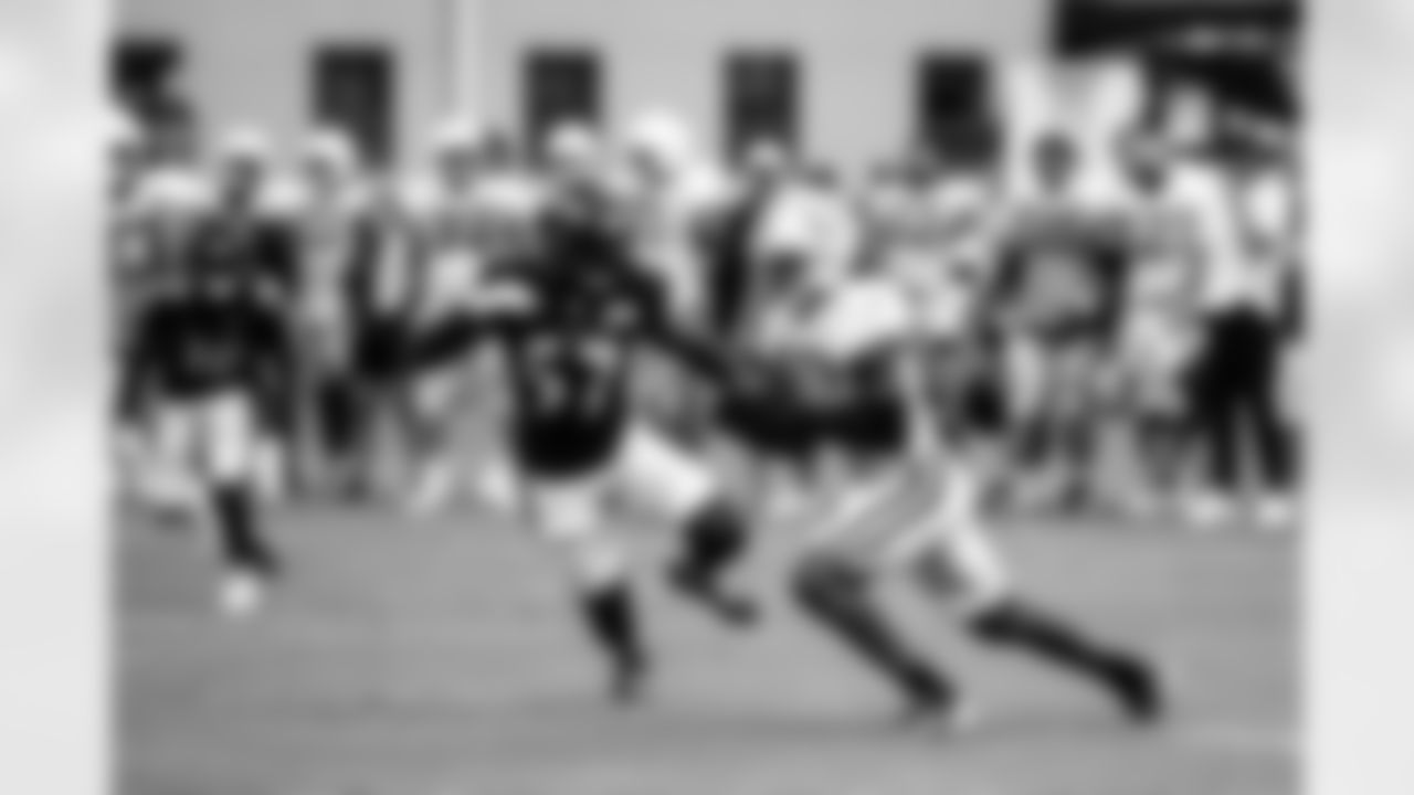 WR Adonai Mitchell #10