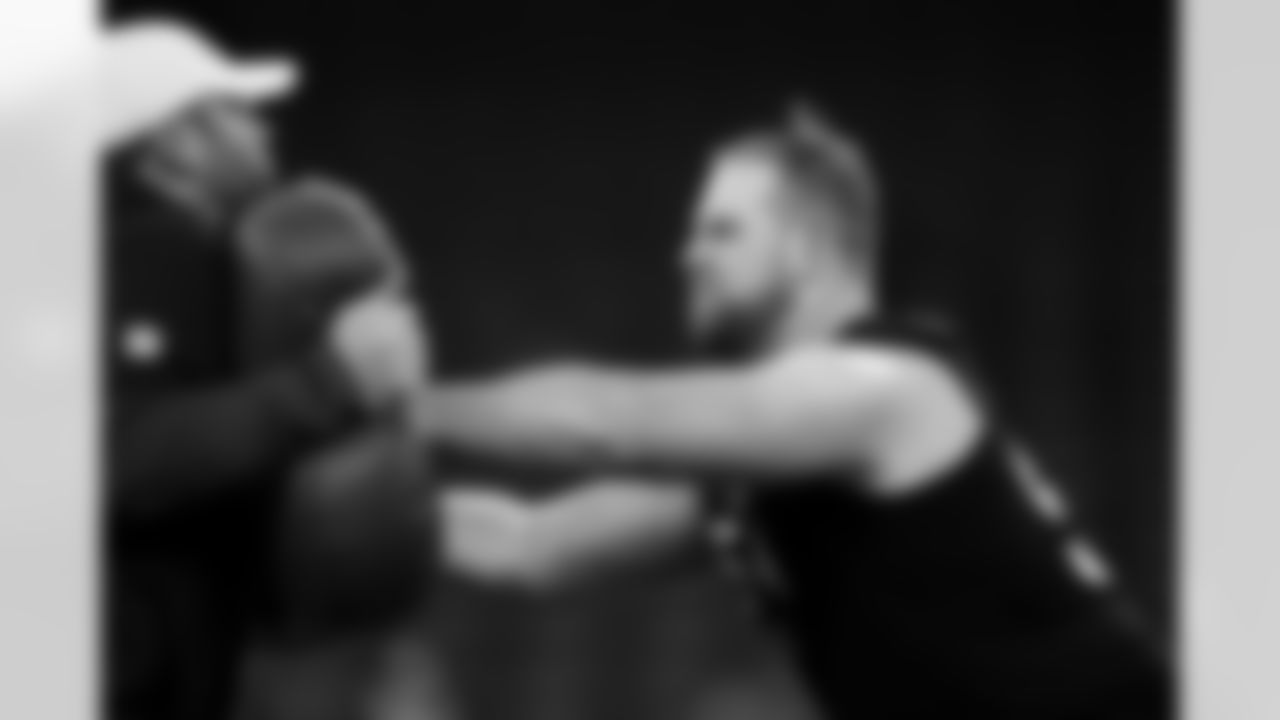 Washington offensive lineman Carver Willis (54) participates in a drill during the 2026 NFL Scouting Combine on Sunday, March 1, 2026 in Indianapolis, Indiana. (Cooper Neill/NFL)