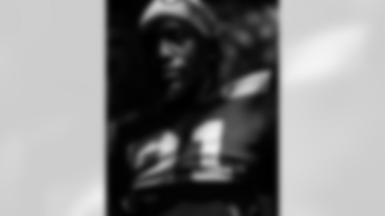 RB DJ Giddens #21