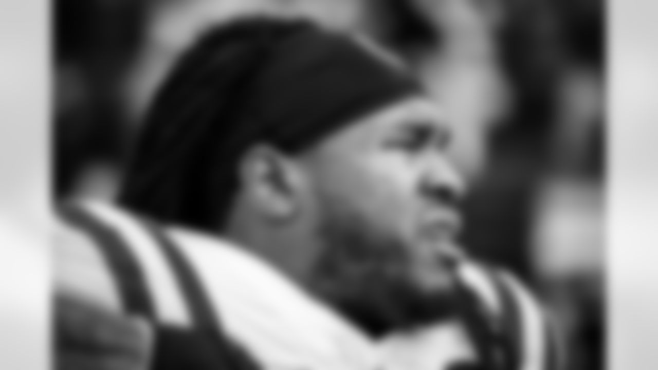 LB Buddy Johnson #59