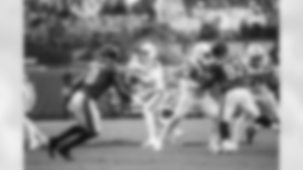 QB Riley Leonard #15