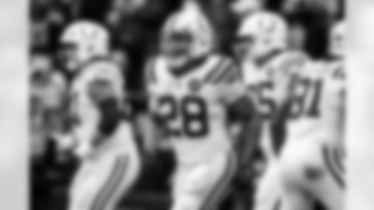 RB Jonathan Taylor #28