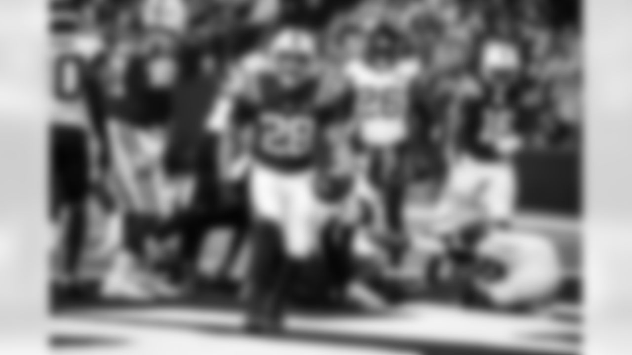 RB Jonathan Taylor #28