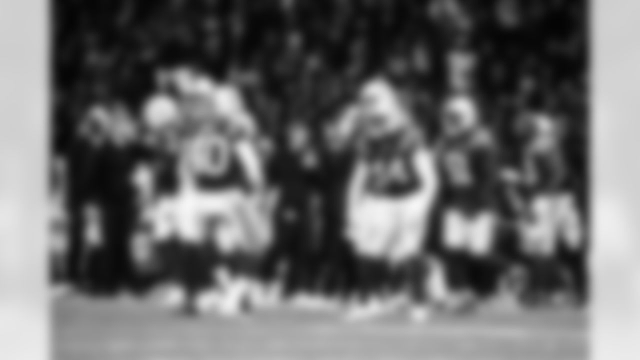 CB Jaylon Jones #40, DE Laiatu Latu #97, LB Zaire Franklin #44 and DE Kwity Paye #51