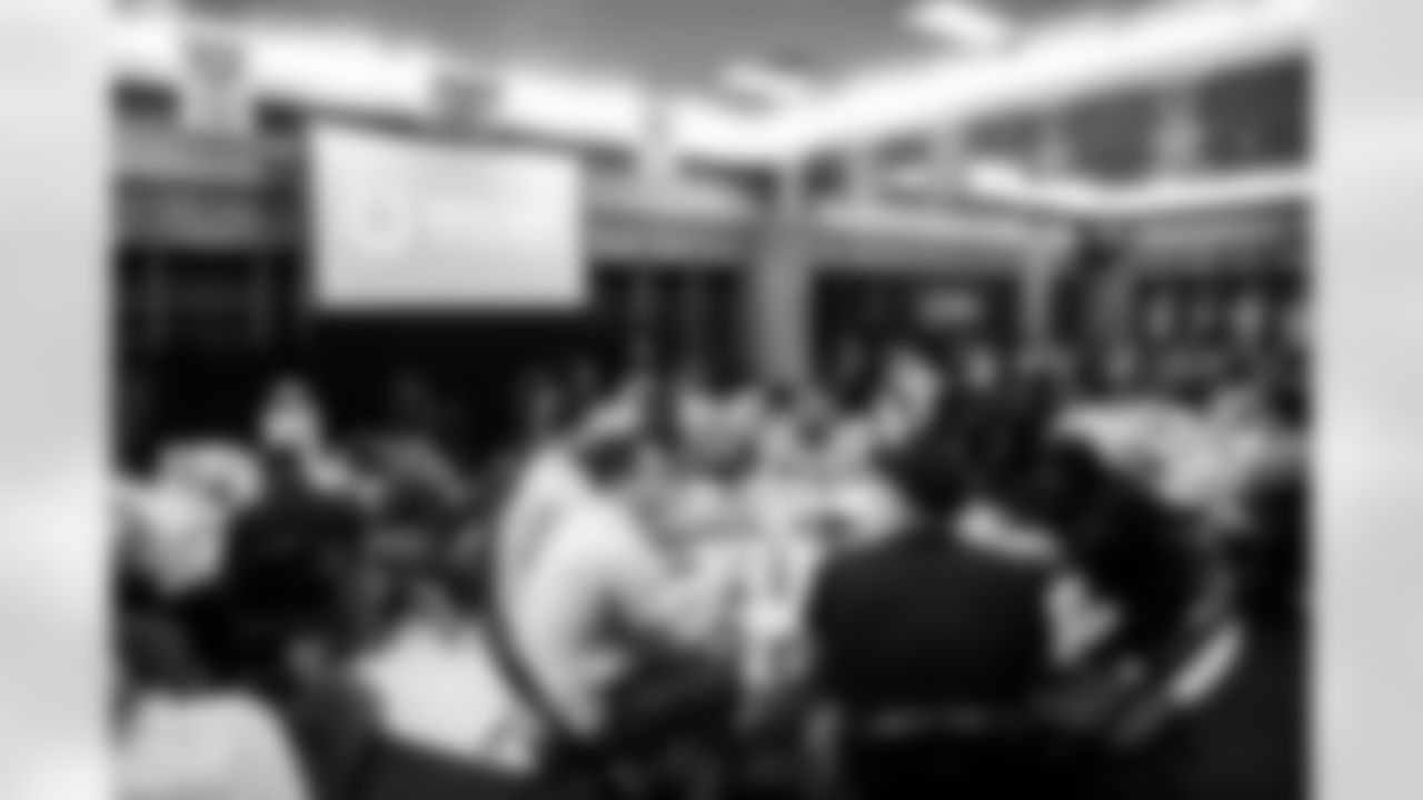 2025_0509_ROOKIE_DINNER_0243