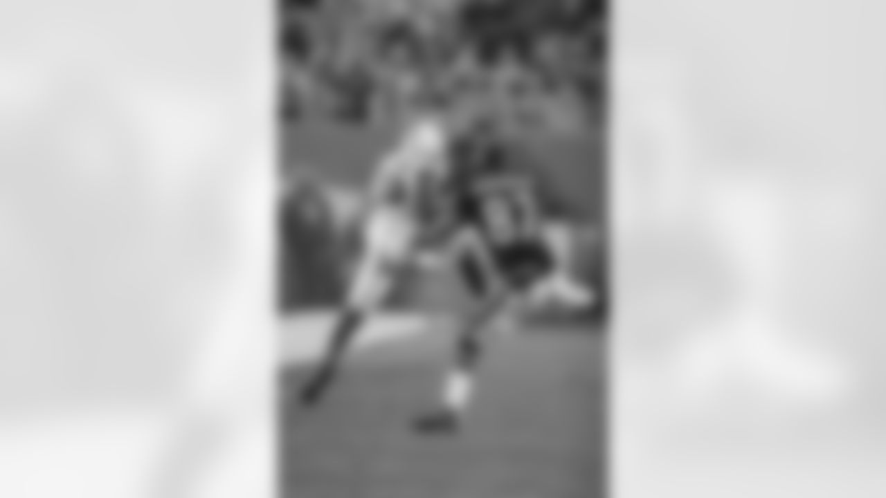 2007_0204_chi_larson_759