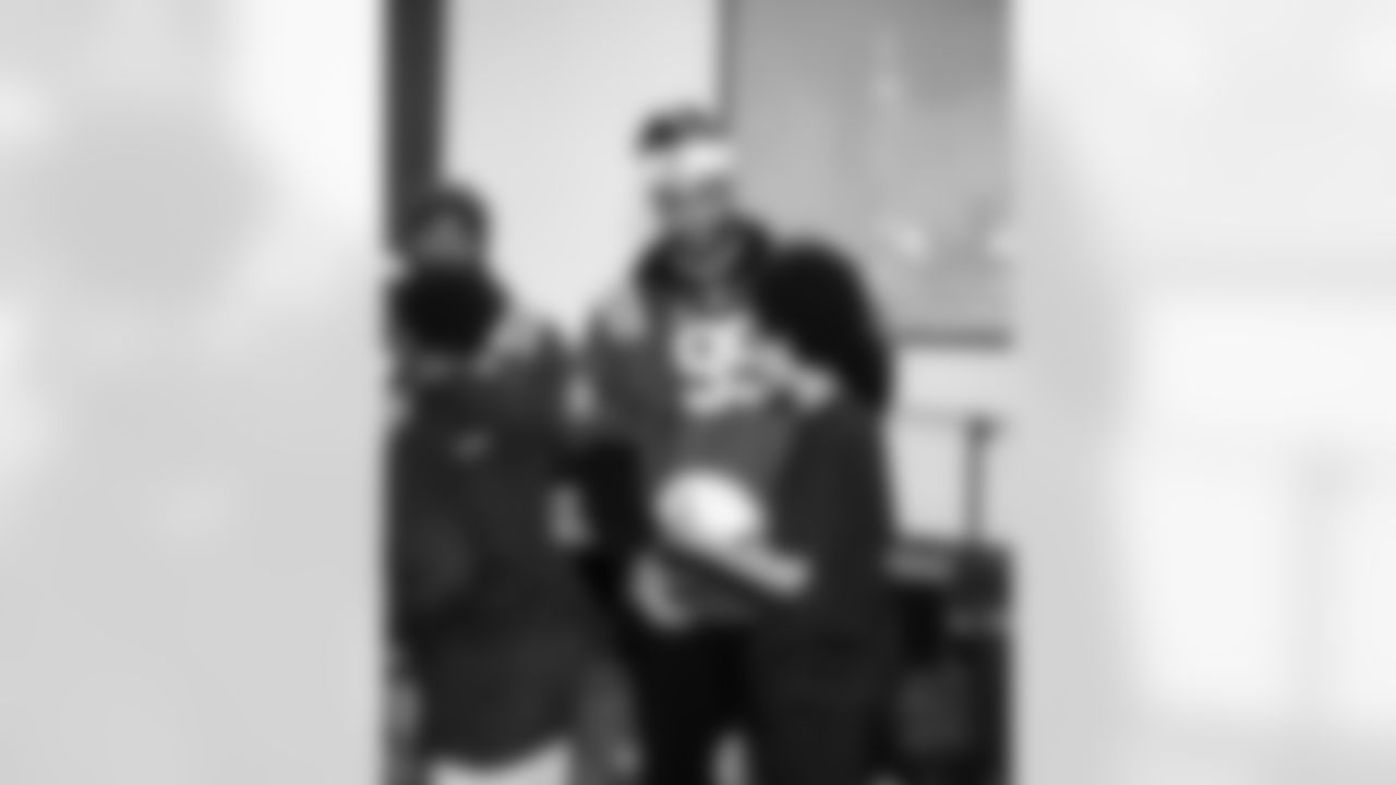 DT Adetomiwa Adebawore #95 and DT DeForest Buckner #99