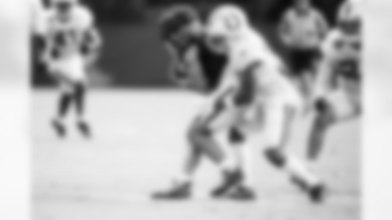 CB Duke Shelley #34 and WR Coleman Owen #3