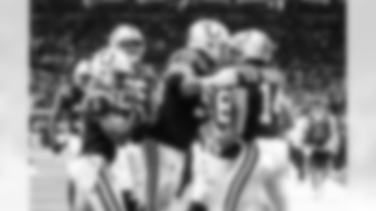 WR Josh Downs #2, TE Drew Ogletree #85, G Quenton Nelson #56 and WR Alec Pierce #14