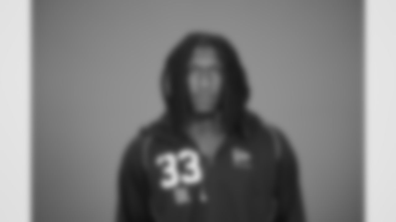 Michigan defensive lineman Jaishawn Barham (33) poses for a portrait at the NFL football scouting combine in Indianapolis, Tuesday, Feb. 24, 2026 (AJ Mast/AP Content Services for the NFL)