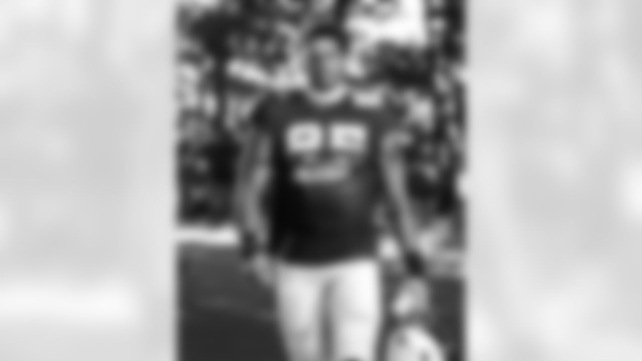 TE Drew Ogletree #85