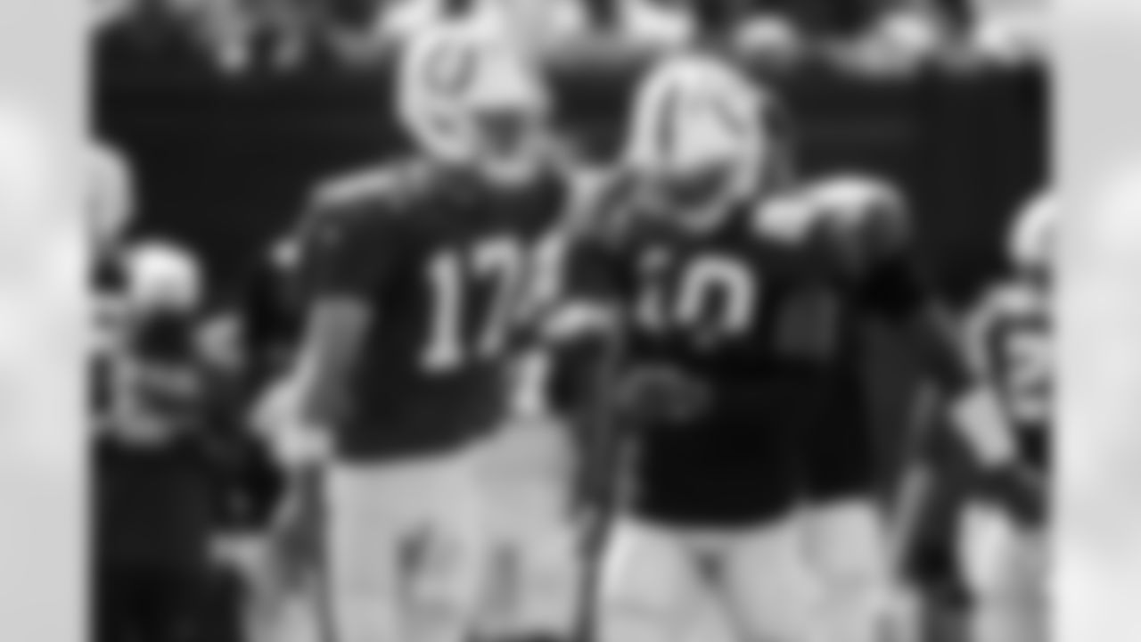 QB Daniel Jones #17 and WR Adonai Mitchell #10