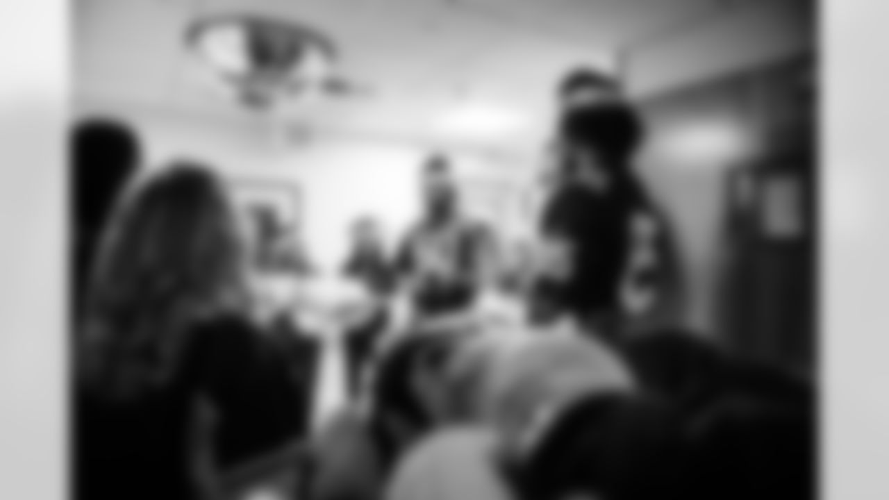 Maddy O., Sydney V. and G Tanor Bortolini #60