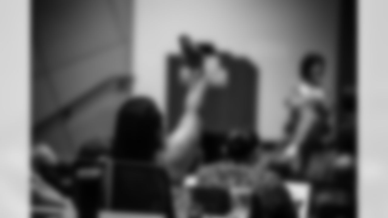 2025_0516_BTS_Inside_The_Huddle_2106