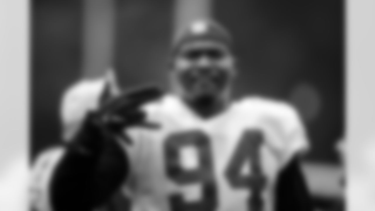 DE Tyquan Lewis #94