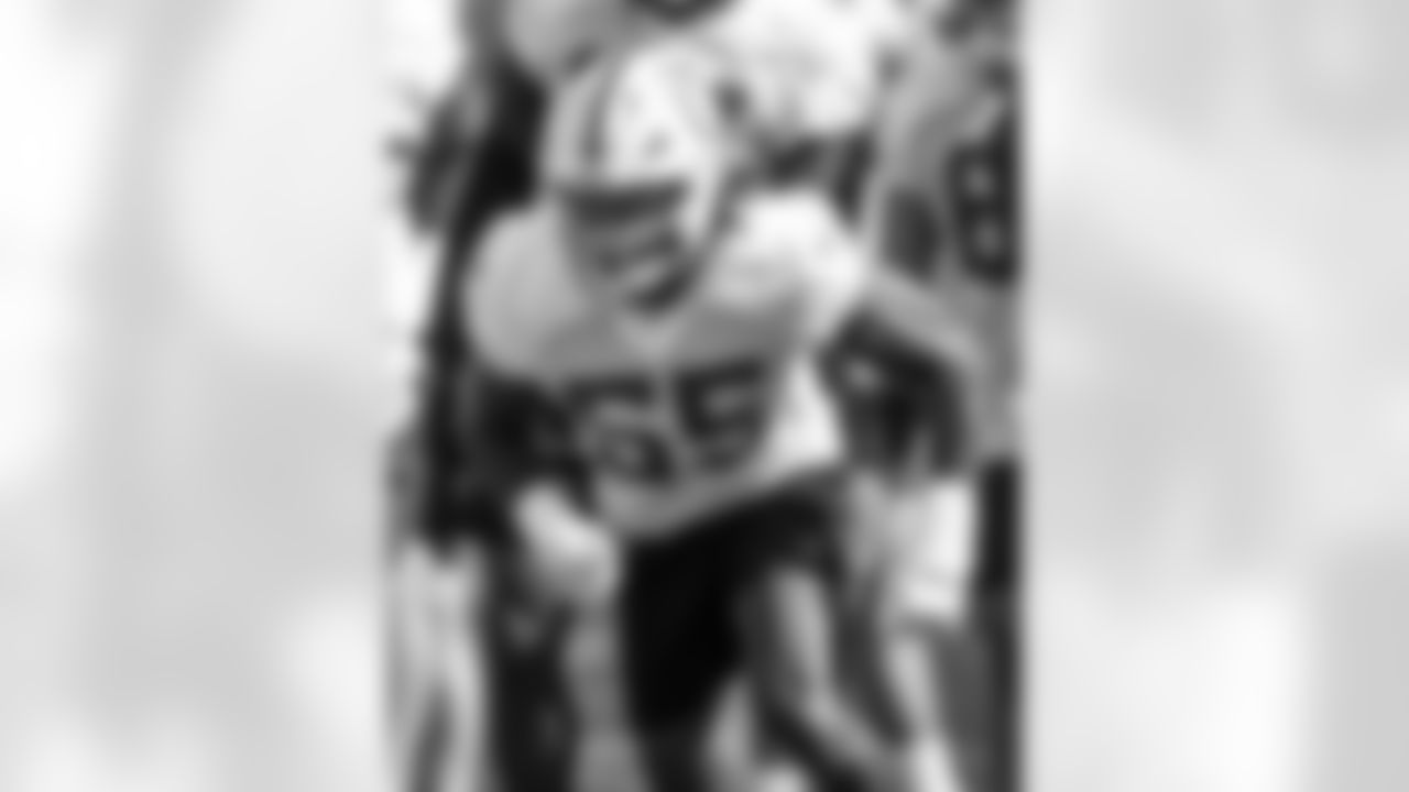 55 DE Isaiah Land