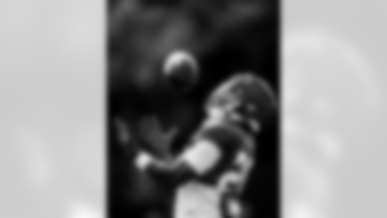 RB Jonathan Taylor #28