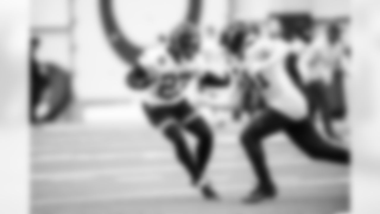 CB Kenny Moore II #23 and S Trey Washington #41