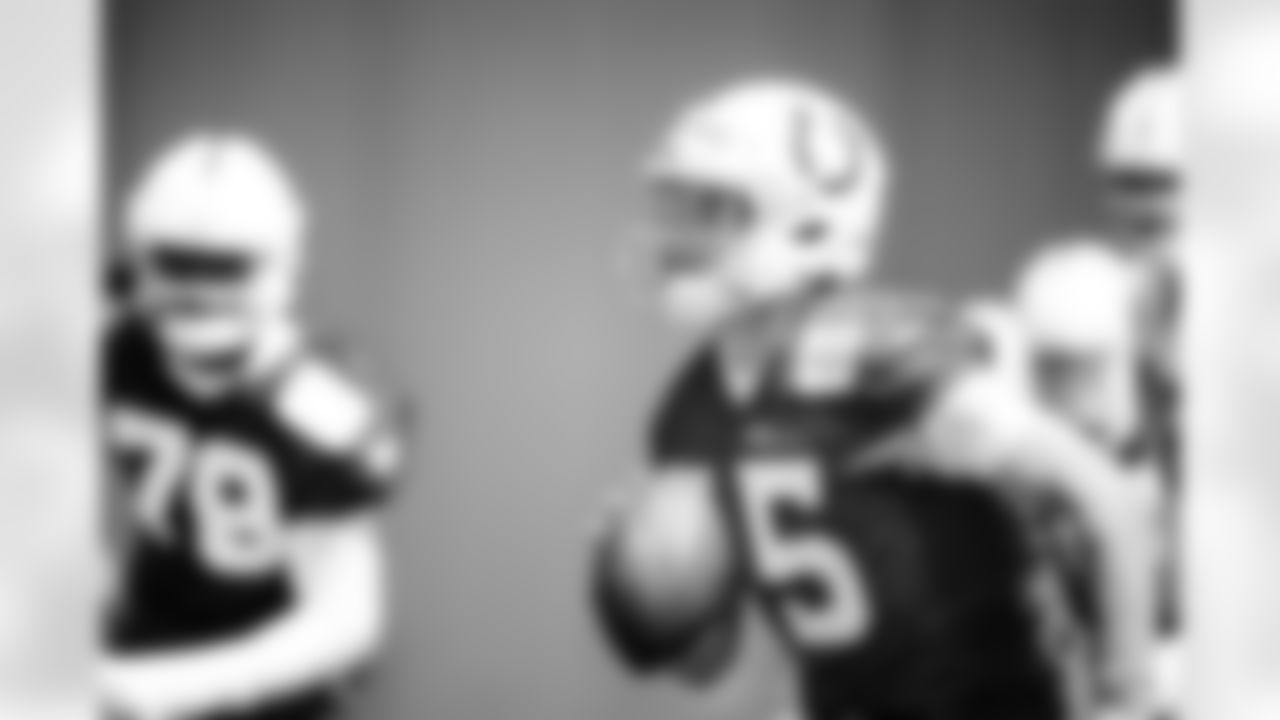 QBRiley Leonard#15