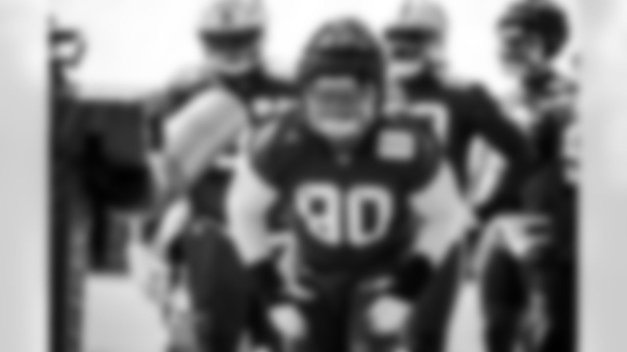 DT Grover Stewart #90