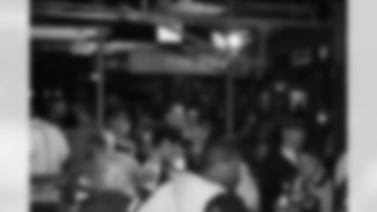 2023_1110_Germany_Pub_Party_0318