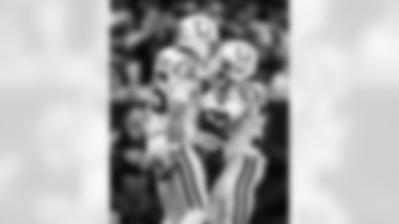 QB Riley Leonard #15 and RB Tyler Goodson #31