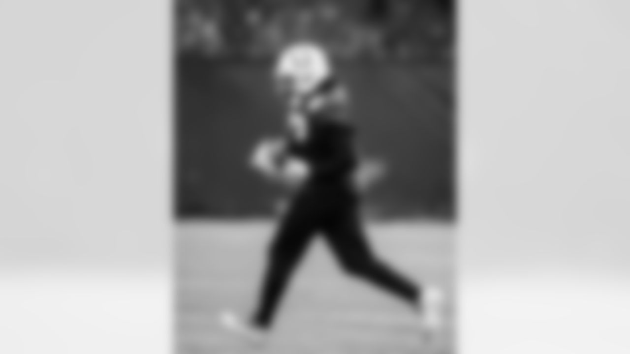 CB Kenny Moore II #23