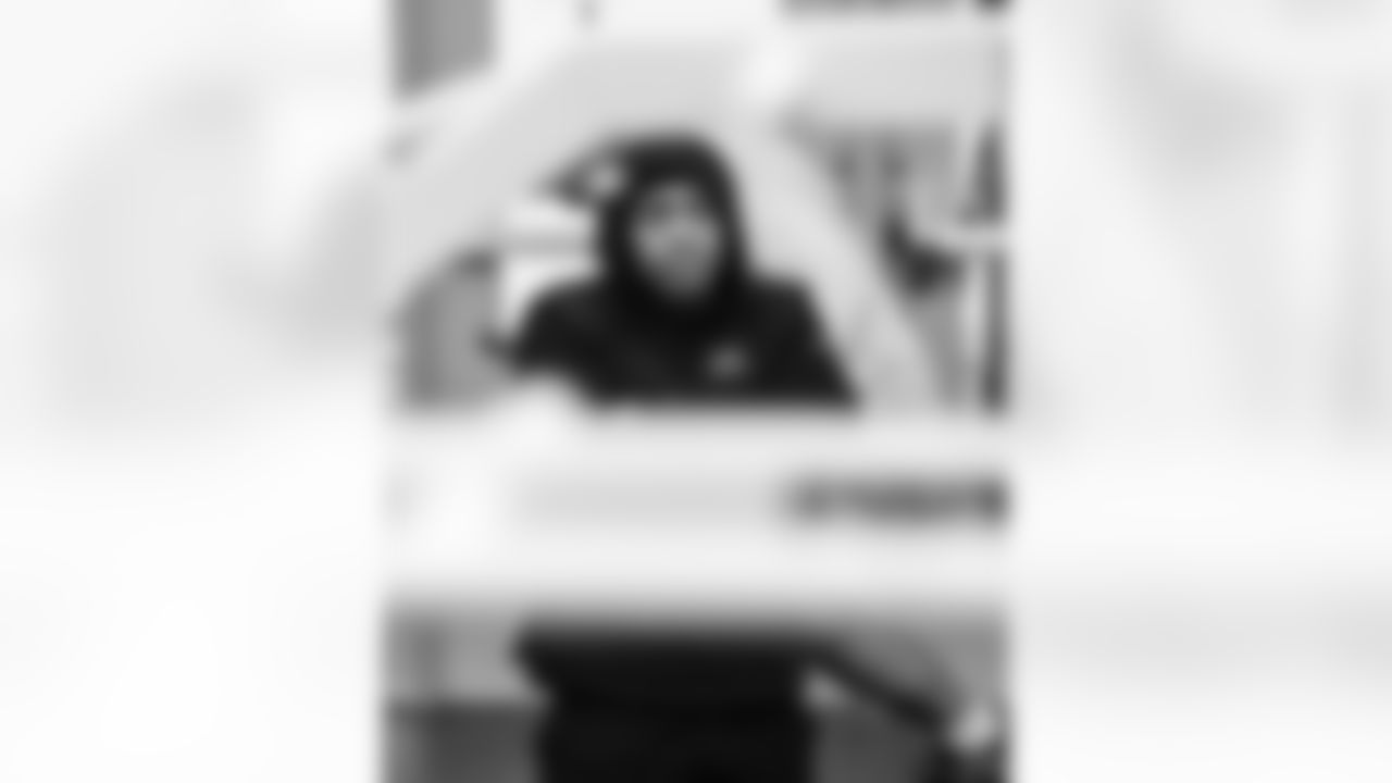 RB Jonathan Taylor #28