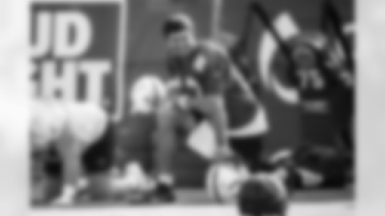 QB Daniel Jones #17